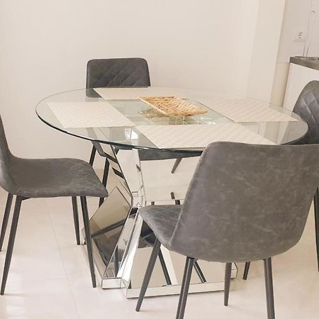 Moderne Zweizimmerwohnung Essen Exterior foto