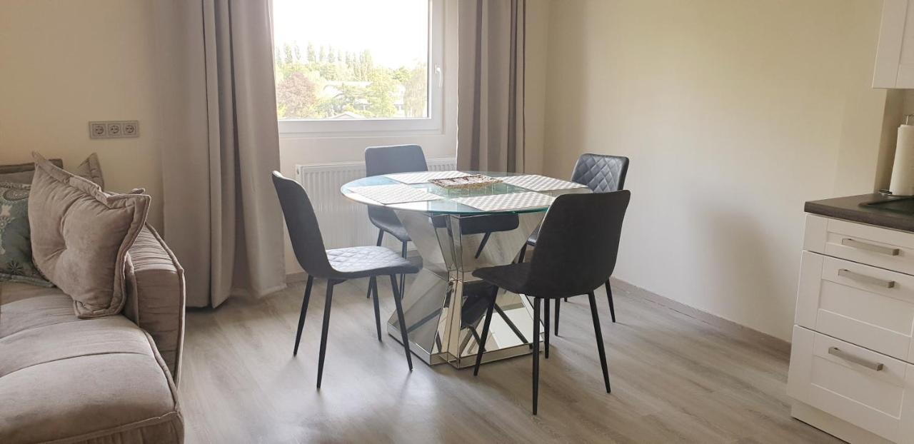 Moderne Zweizimmerwohnung Essen Exterior foto