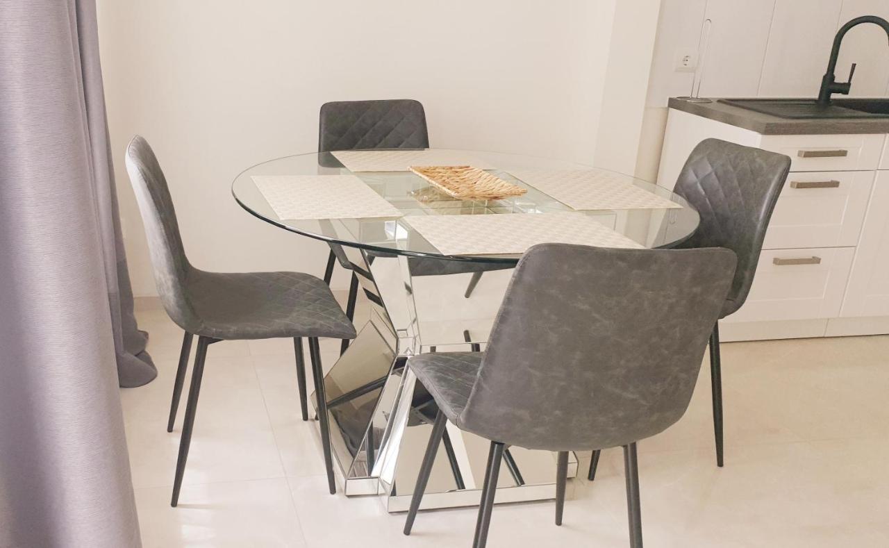 Moderne Zweizimmerwohnung Essen Exterior foto