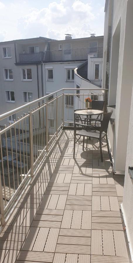 Moderne Zweizimmerwohnung Essen Exterior foto